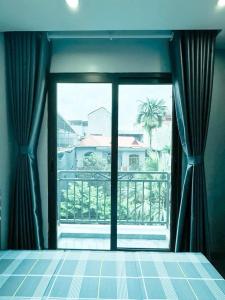 TÒA CHDV CẦU DIỄN XÂY MỚI 115M2 x 7 TẦNG THANG MÁY - 30 PHÒNG KHÉP KÍN - DÒNG TIỀN 160 TRIỆU/THÁNG